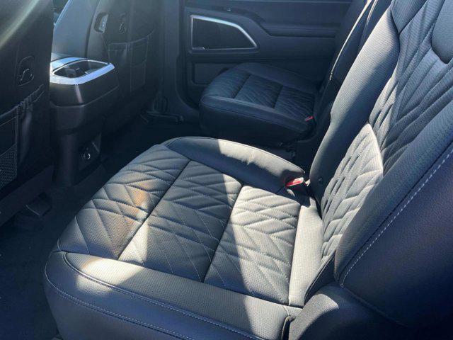 new 2025 Kia Telluride car, priced at $48,620