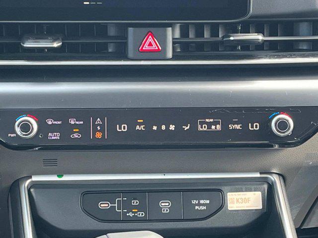 new 2025 Kia Carnival car, priced at $39,141