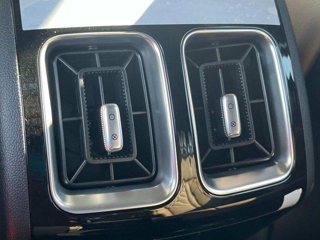 new 2025 Kia Sorento car, priced at $48,820