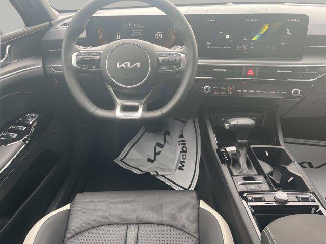 new 2025 Kia K5 car, priced at $29,550
