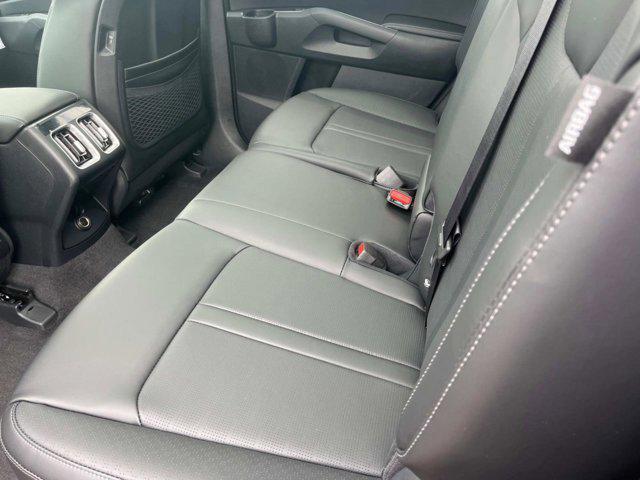 new 2025 Kia Sorento car, priced at $38,995