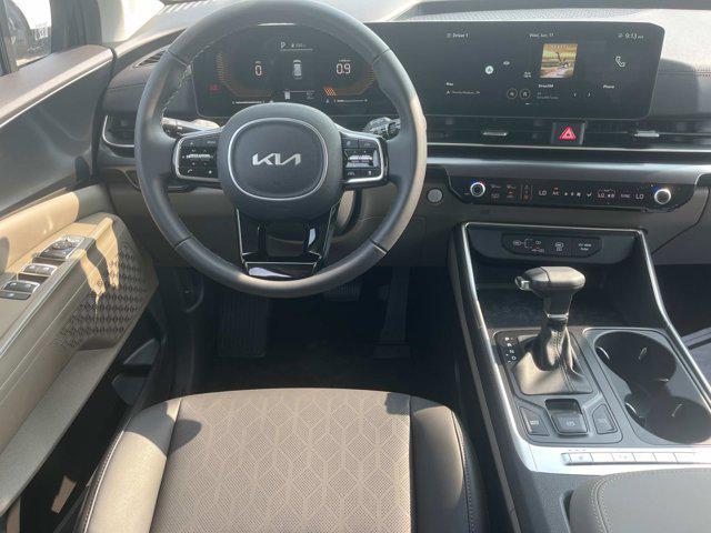 new 2025 Kia Carnival car, priced at $40,225