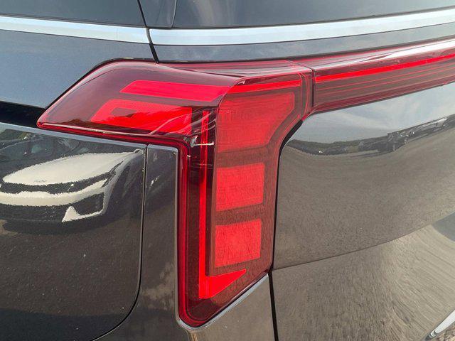 new 2025 Kia Carnival car, priced at $40,225
