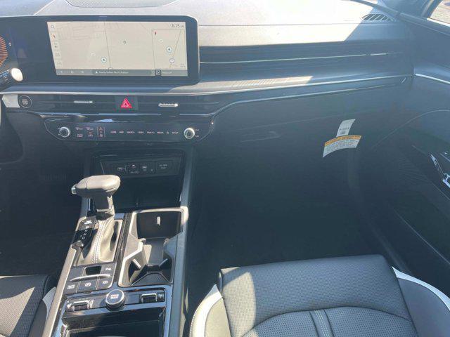 new 2025 Kia K5 car, priced at $30,175