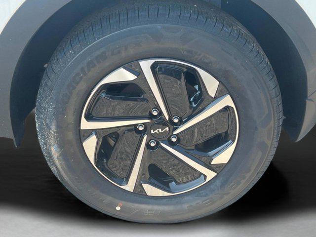 new 2025 Kia Sportage Hybrid car, priced at $32,685