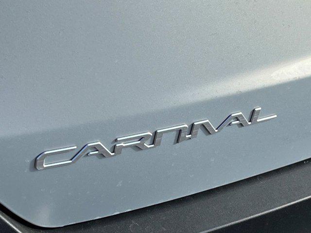 new 2025 Kia Carnival Hybrid car, priced at $44,360