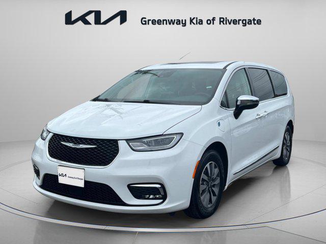 used 2023 Chrysler Pacifica Hybrid car, priced at $29,653