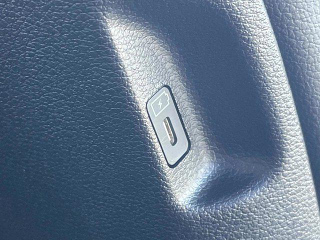 new 2025 Kia Telluride car, priced at $50,860