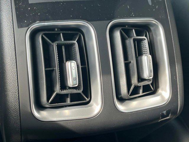 new 2025 Kia Sorento car, priced at $37,695