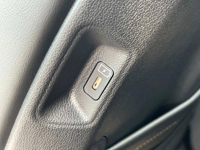 new 2025 Kia Sorento car, priced at $37,695