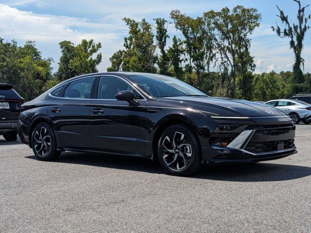 new 2024 Hyundai Sonata car, priced at $28,082