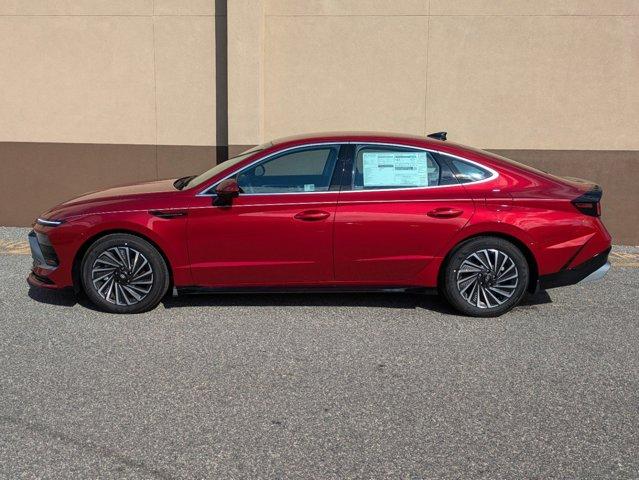 new 2025 Hyundai Sonata Hybrid car, priced at $31,296