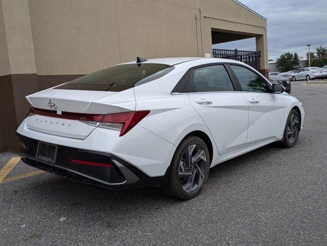 new 2025 Hyundai Elantra car, priced at $25,929