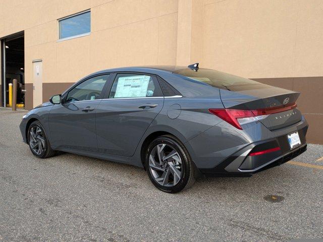 new 2025 Hyundai Elantra car, priced at $25,466