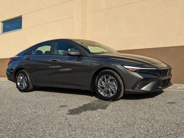 new 2025 Hyundai Elantra car, priced at $23,023