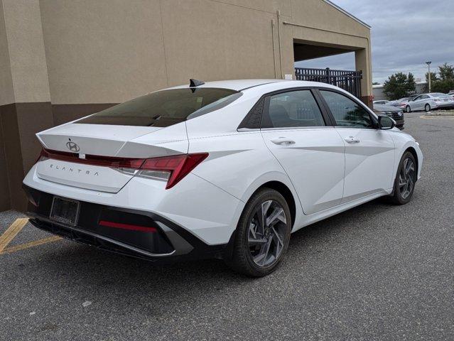 new 2025 Hyundai Elantra car, priced at $26,900