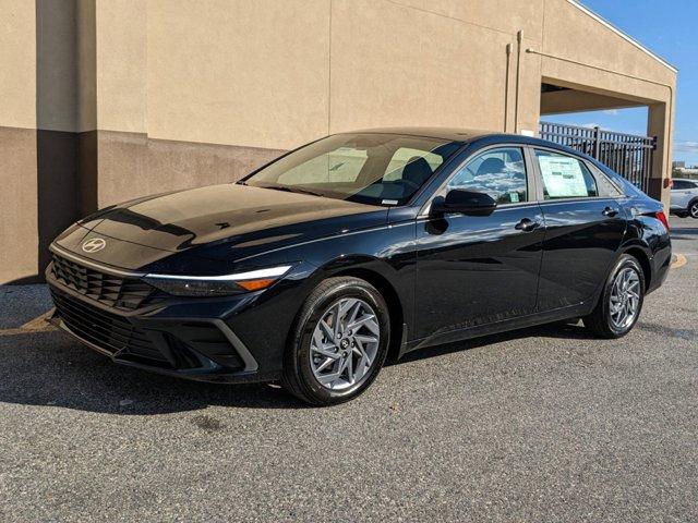 new 2025 Hyundai Elantra car, priced at $23,023