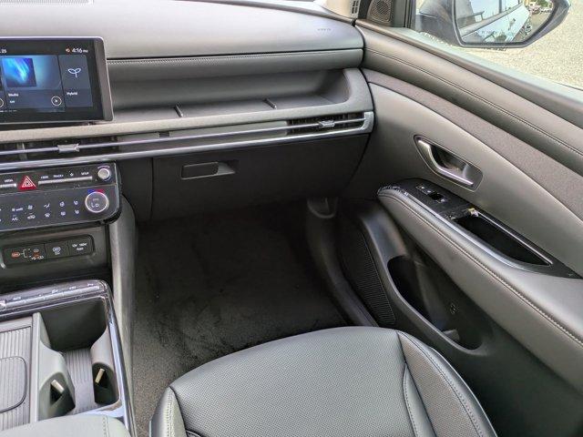 new 2025 Hyundai TUCSON Hybrid car, priced at $41,955