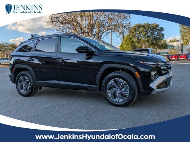 new 2025 Hyundai TUCSON Hybrid car, priced at $33,181
