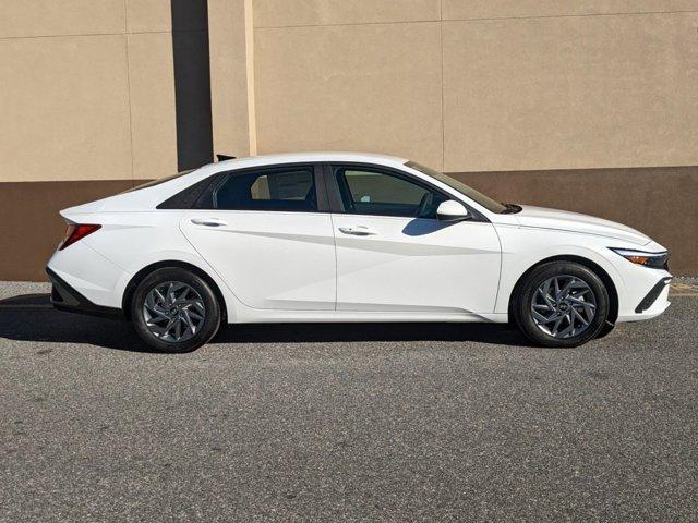 new 2025 Hyundai Elantra car, priced at $22,907