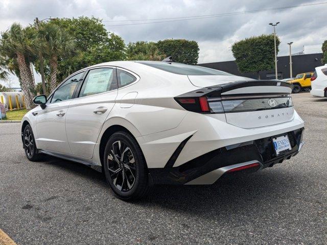 new 2025 Hyundai Sonata car, priced at $28,052