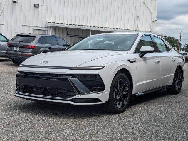 new 2025 Hyundai Sonata car, priced at $28,052