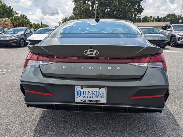 new 2025 Hyundai Elantra car, priced at $21,345