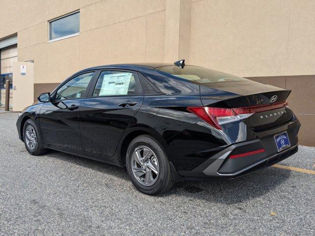 new 2025 Hyundai Elantra car, priced at $23,080