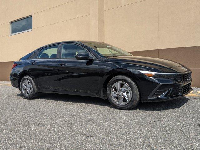 new 2025 Hyundai Elantra car, priced at $22,305