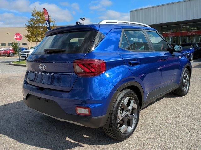 used 2022 Hyundai Venue car, priced at $15,989