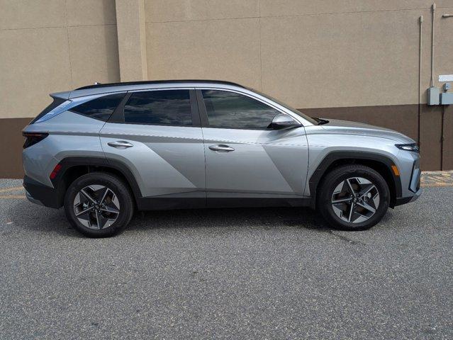 new 2025 Hyundai TUCSON Hybrid car, priced at $36,431