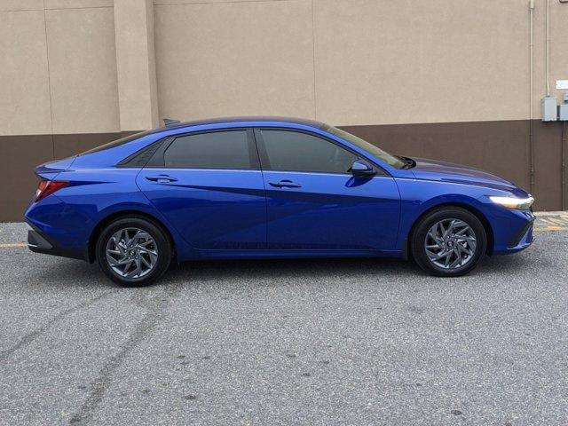 new 2025 Hyundai Elantra car, priced at $23,073