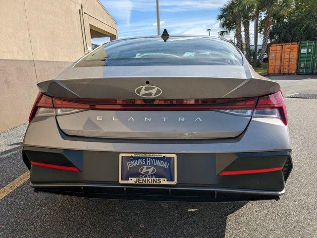 new 2024 Hyundai Elantra car, priced at $26,247