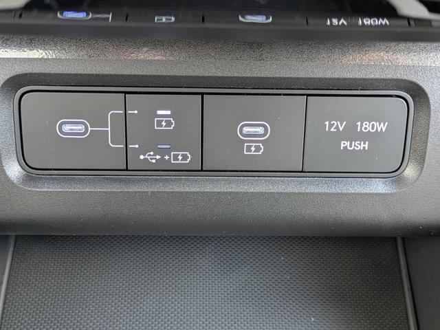 new 2025 Hyundai TUCSON Hybrid car, priced at $33,902