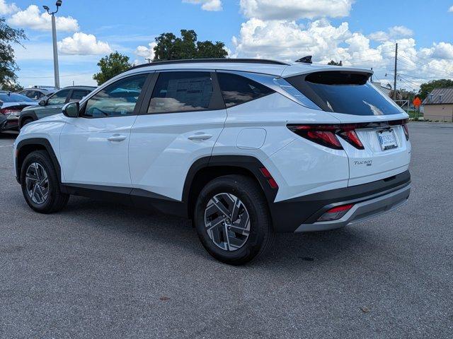 new 2025 Hyundai TUCSON Hybrid car, priced at $33,902