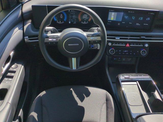 used 2025 Hyundai TUCSON Hybrid car, priced at $28,750