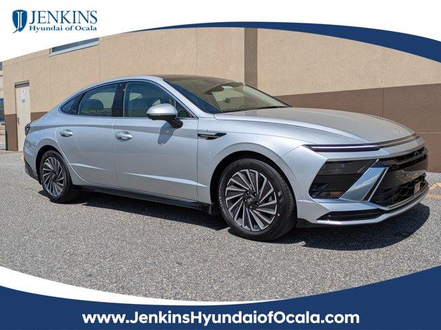 new 2025 Hyundai Sonata Hybrid car, priced at $37,074