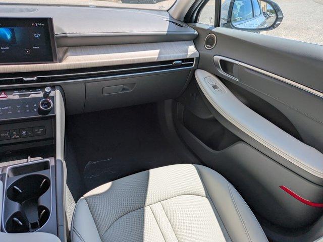 new 2025 Hyundai Sonata Hybrid car, priced at $37,074