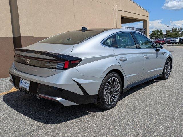 new 2025 Hyundai Sonata Hybrid car, priced at $37,074