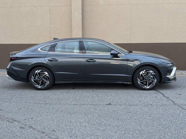new 2024 Hyundai Sonata car, priced at $28,998