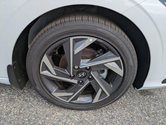 new 2025 Hyundai ELANTRA HEV car, priced at $30,213