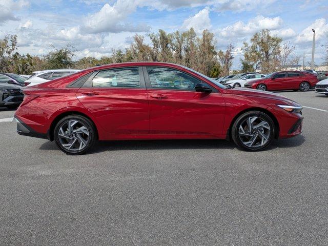 new 2025 Hyundai Elantra HEV car, priced at $28,054