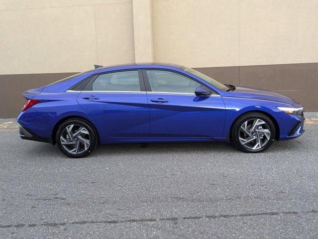 new 2025 Hyundai Elantra car, priced at $25,406