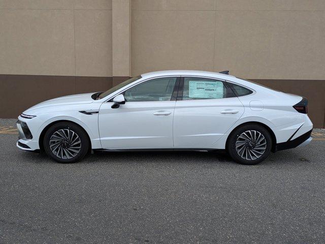 new 2025 Hyundai Sonata Hybrid car, priced at $31,634