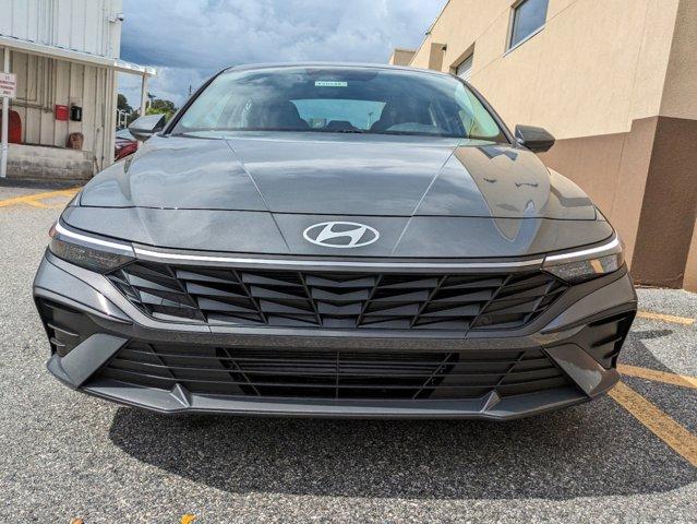 new 2025 Hyundai Elantra car, priced at $19,582