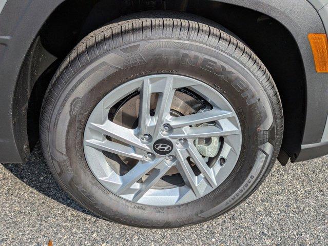 new 2025 Hyundai Tucson car, priced at $28,117