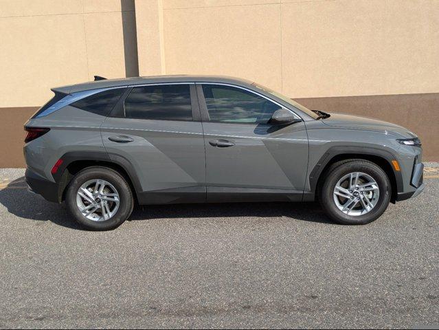 new 2025 Hyundai Tucson car, priced at $28,117
