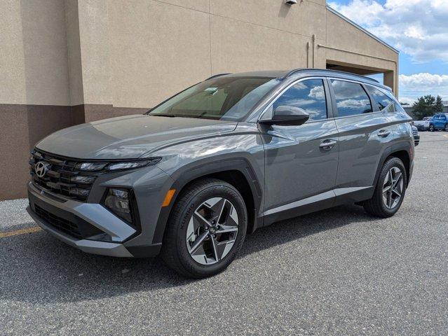 new 2025 Hyundai Tucson car, priced at $29,905