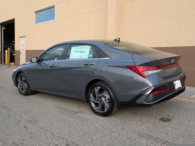 new 2025 Hyundai Elantra car, priced at $24,716