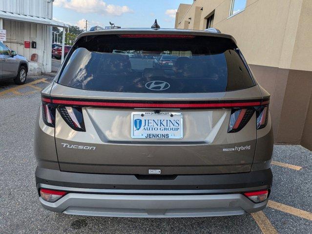 new 2025 Hyundai TUCSON Hybrid car, priced at $42,065